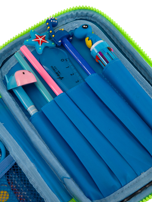 Набор канцелярских принадлежностей в пенале Amaze